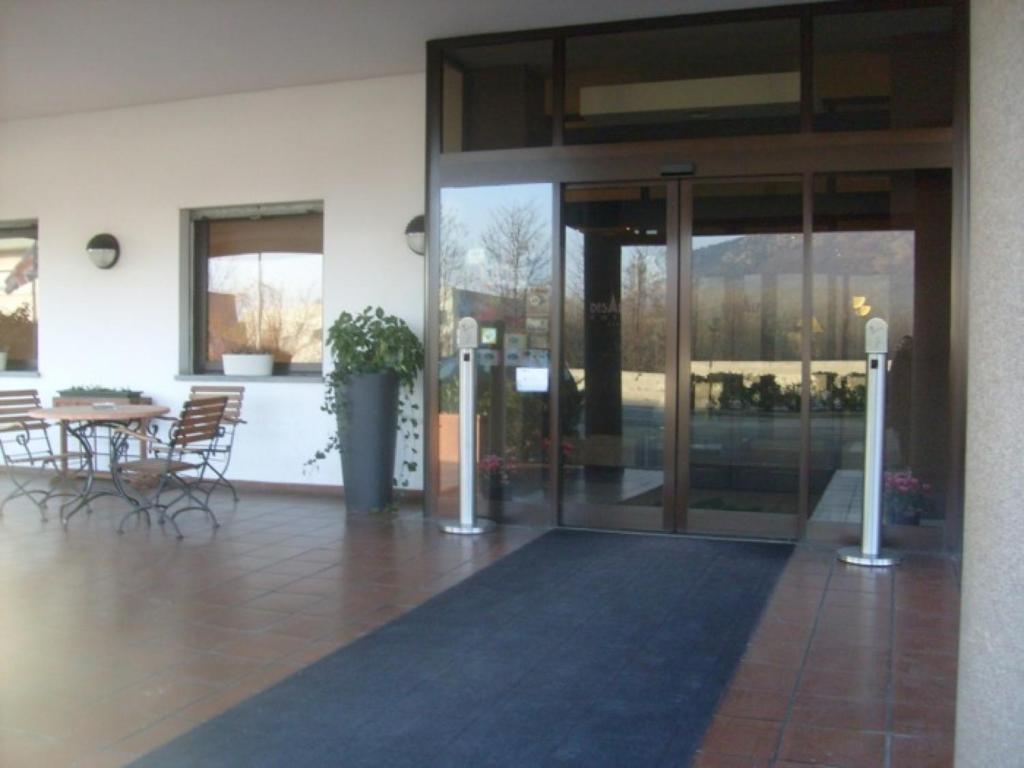 Hotel Des Alpes Rosta Exteriör bild